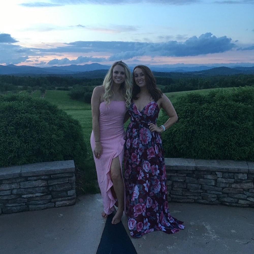 Lulu’s Strapless Ruffled Maxi Dress